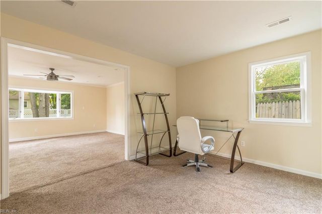 6 Valirey DR, Hampton, VA 23669