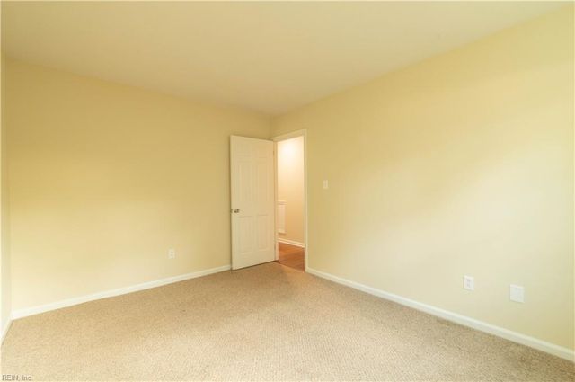 6 Valirey DR, Hampton, VA 23669