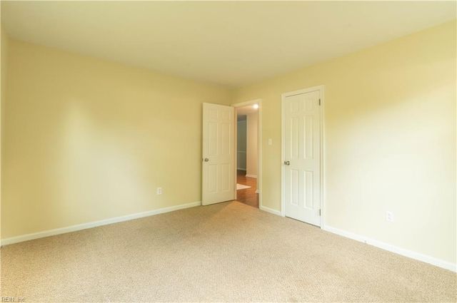 6 Valirey DR, Hampton, VA 23669