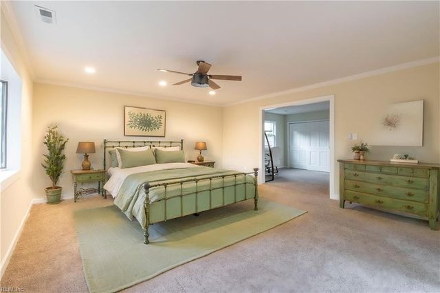 6 Valirey DR, Hampton, VA 23669