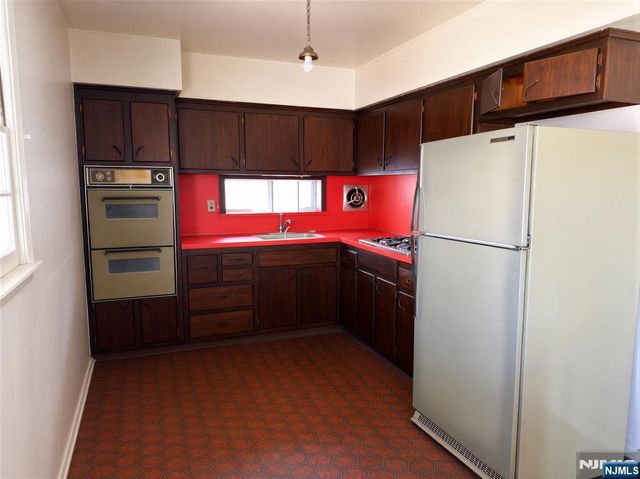 67 Bell Avenue, Saddle Brook, NJ 07663