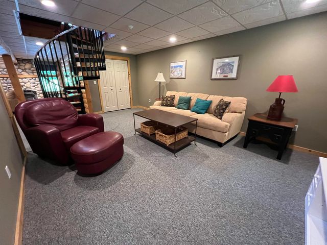 42 Bills Road, Stratton, VT 05360