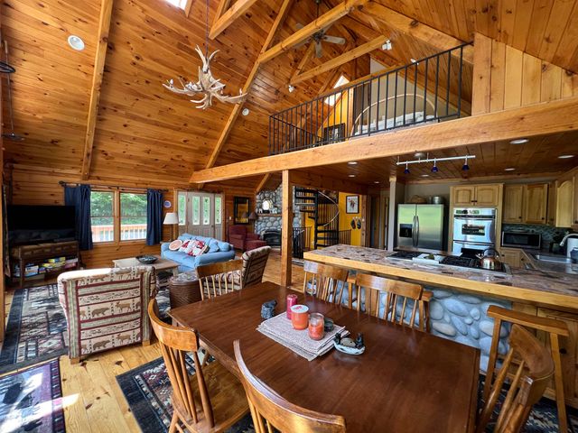 42 Bills Road, Stratton, VT 05360