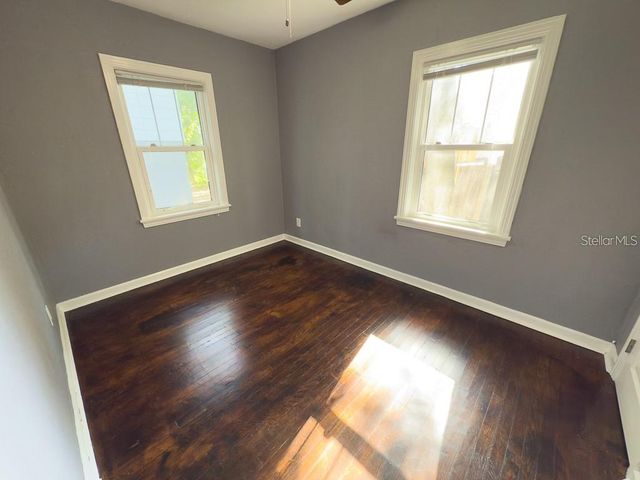 2434 9TH AVENUE N, St Petersburg, FL 33713