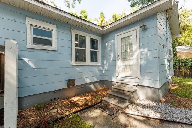 2434 9TH AVENUE N, St Petersburg, FL 33713