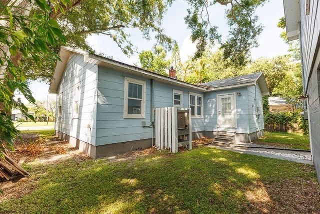 2434 9TH AVENUE N, St Petersburg, FL 33713