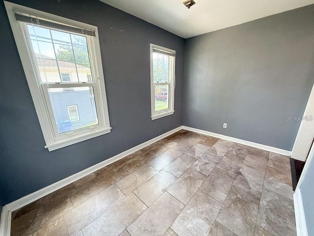 2434 9TH AVENUE N, St Petersburg, FL 33713