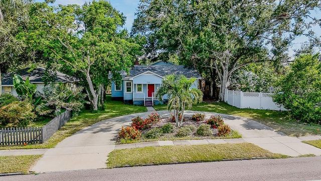 2434 9TH AVENUE N, St Petersburg, FL 33713