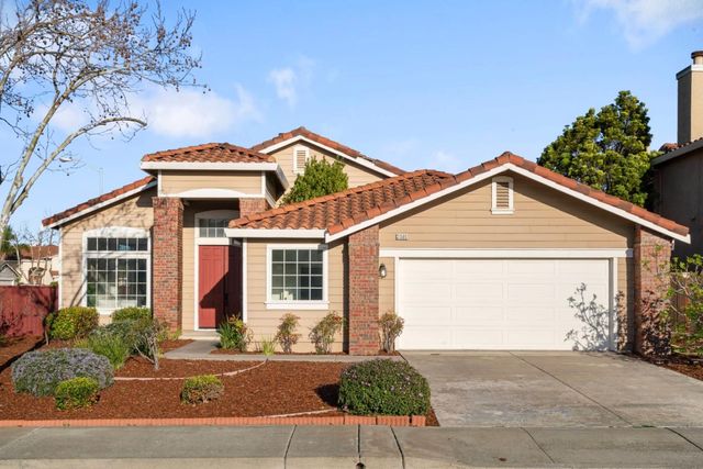 31500 Silvertide Drive, Union City, CA 94587