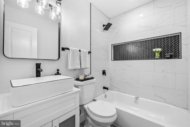 4501 APPLE TREE DR, Alexandria, VA 22310