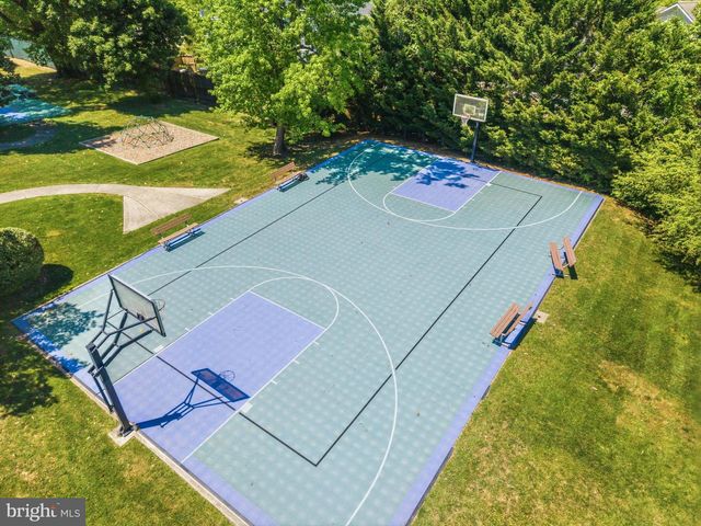 4501 APPLE TREE DR, Alexandria, VA 22310