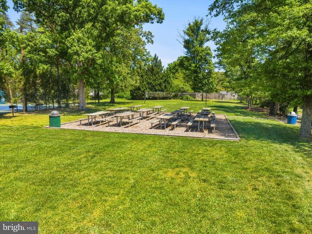 4501 APPLE TREE DR, Alexandria, VA 22310