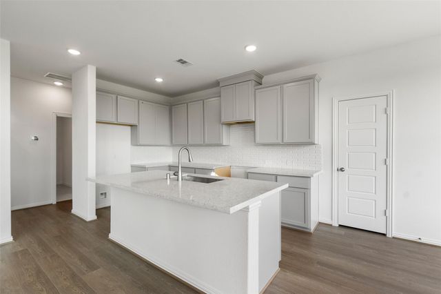 2718 Ruby Laurel Drive, Iowa Colony, TX 77583