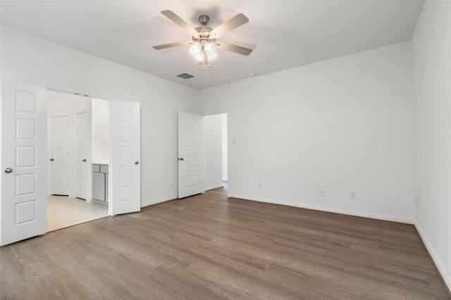 2718 Ruby Laurel Drive, Iowa Colony, TX 77583