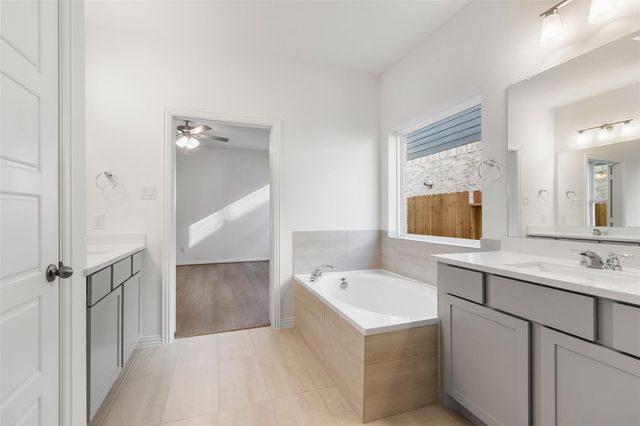 2718 Ruby Laurel Drive, Iowa Colony, TX 77583