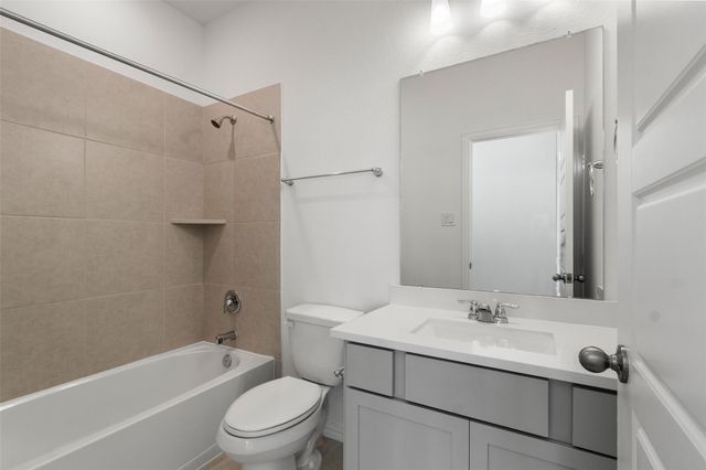 2718 Ruby Laurel Drive, Iowa Colony, TX 77583