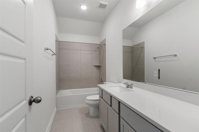 2718 Ruby Laurel Drive, Iowa Colony, TX 77583