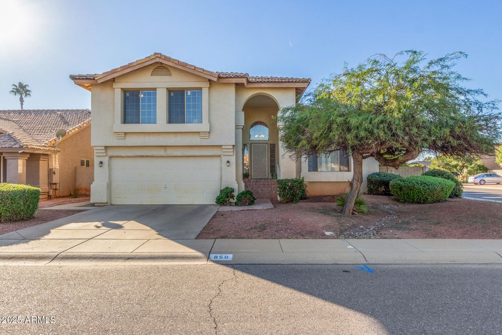 850 S VINE Street, Chandler, AZ 85225