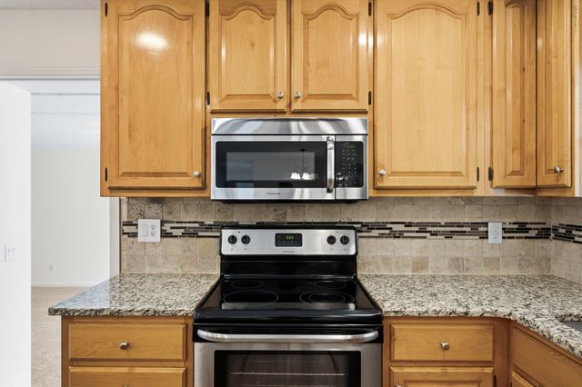 112 James Dr, Clarksville, TN 37042