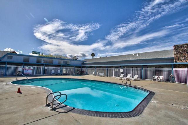 158 Kern Street 11, Salinas, CA 93905