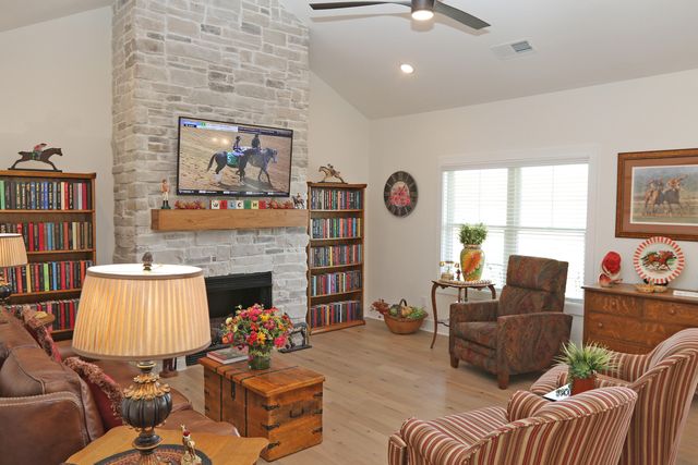 1104 Mission Drive, Richmond, KY 40475