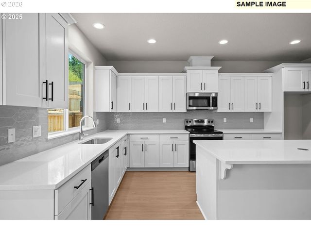 2620 Ne Claire Rd 200, Estacada, OR 97023