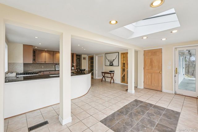 18 Juengstville Road, North Salem, NY 10519