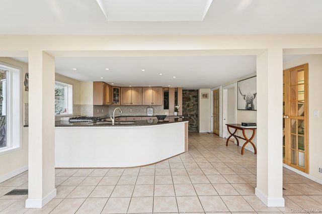 18 Juengstville Road, North Salem, NY 10519