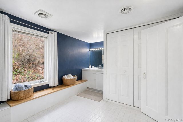 18 Juengstville Road, North Salem, NY 10519