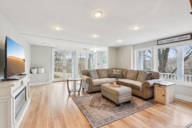 18 Juengstville Road, North Salem, NY 10519