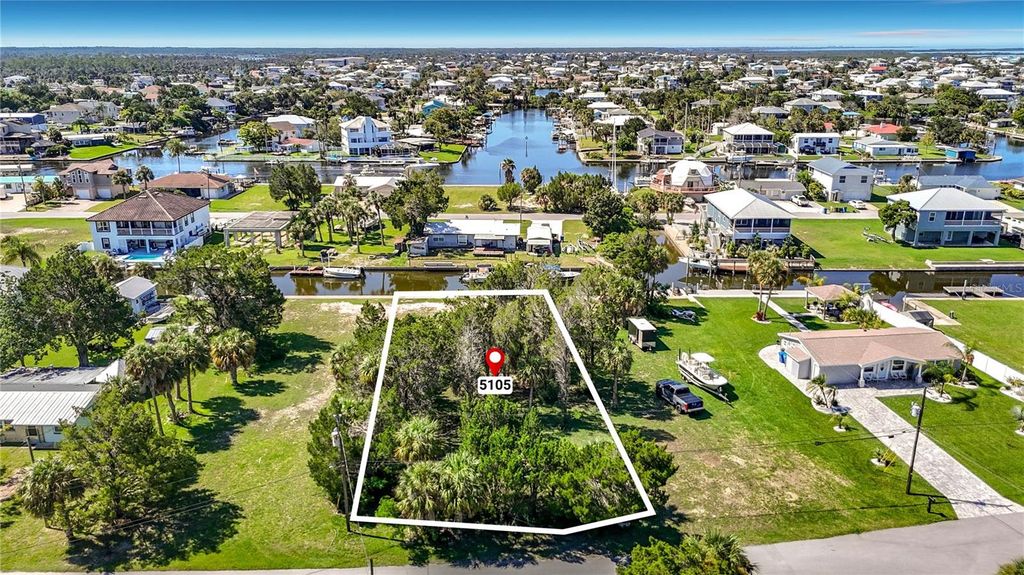 5105 CEDARBROOK LANE, Hernando Beach, FL 34607