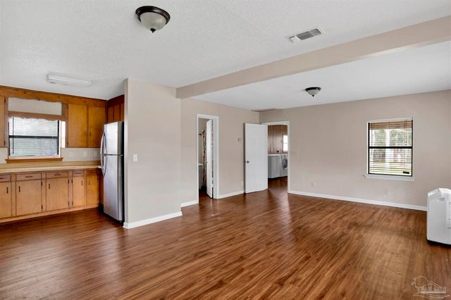 2802 W Gonzalez St, Pensacola, FL 32505