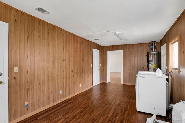 2802 W Gonzalez St, Pensacola, FL 32505