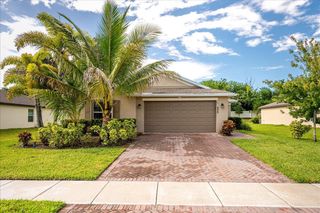 900 Bent Creek Drive, Fort Pierce, FL 34947