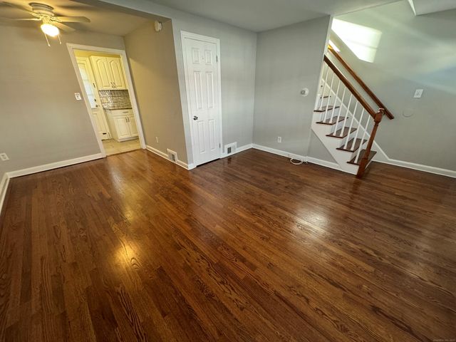 1160 Whitney Avenue, Hamden, CT 06517