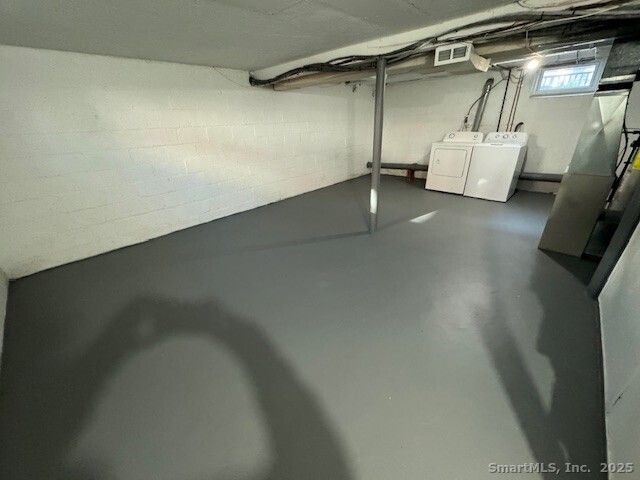 1160 Whitney Avenue, Hamden, CT 06517