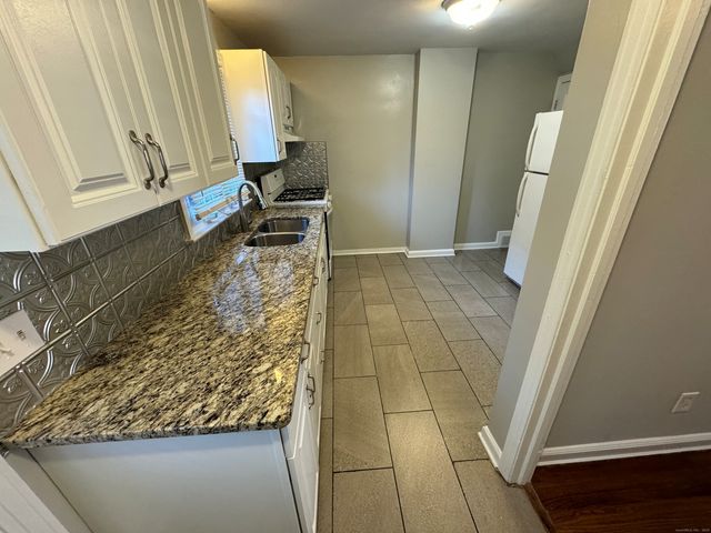 1160 Whitney Avenue, Hamden, CT 06517