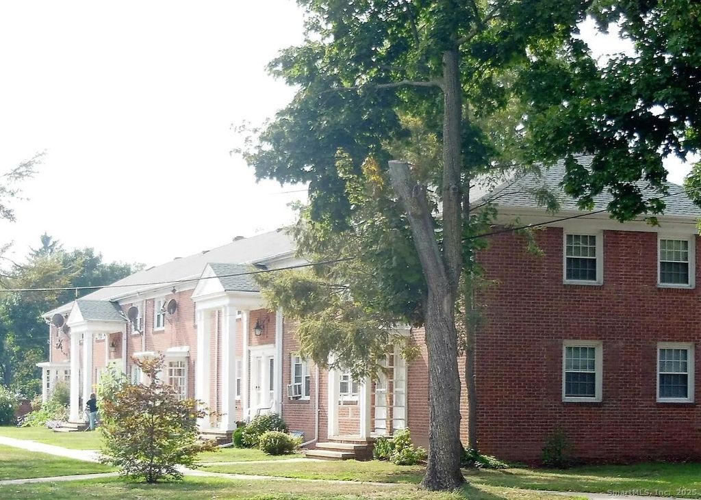 1160 Whitney Avenue, Hamden, CT 06517