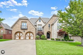 5106 S Sloan Circle, Rogers, AR 72758