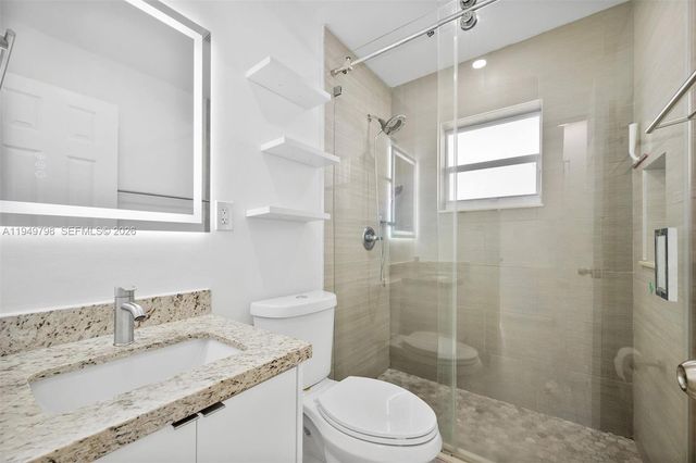 6231 Mayo St, Hollywood, FL 33023