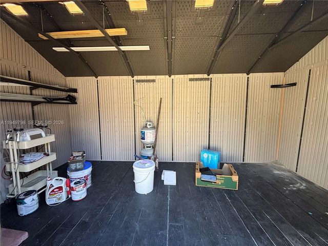 6231 Mayo St, Hollywood, FL 33023