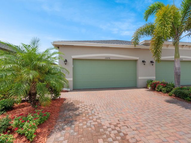 12898 SW Lake Fern Circle, Port St. Lucie, Port St Lucie, FL 34987