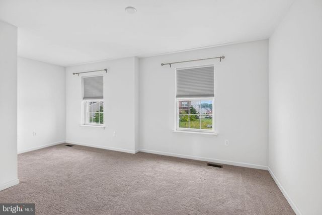 1497 CASPIAN ST, Allentown, PA 18104