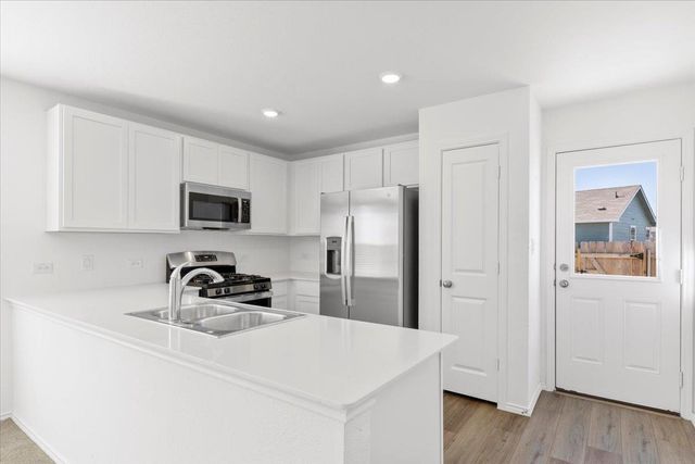 210 Chapel Beck DR, Kyle, TX 78640