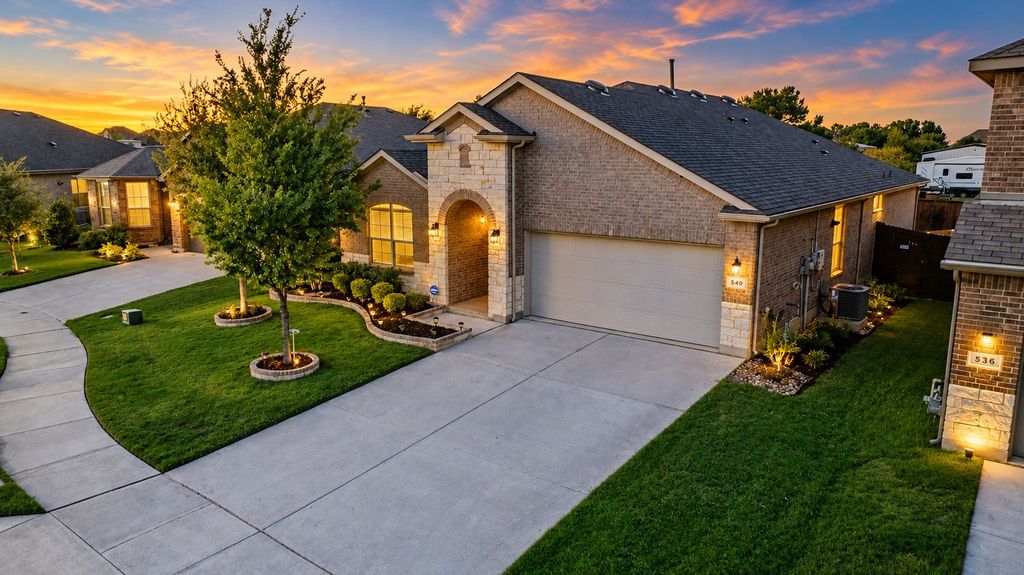 540 Dunmore Drive, Haslet, TX 76052 — photo 2