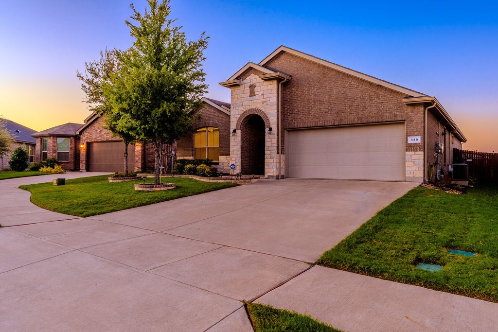540 Dunmore Drive, Haslet, TX 76052 — photo 3