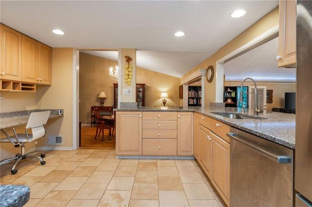 2805 Burtz Drive, Marietta, GA 30068