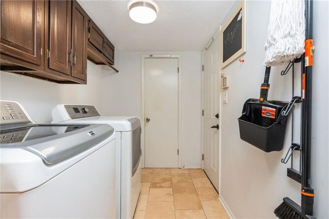 2805 Burtz Drive, Marietta, GA 30068