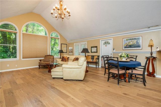 2805 Burtz Drive, Marietta, GA 30068
