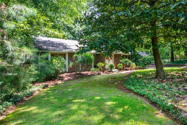 2805 Burtz Drive, Marietta, GA 30068